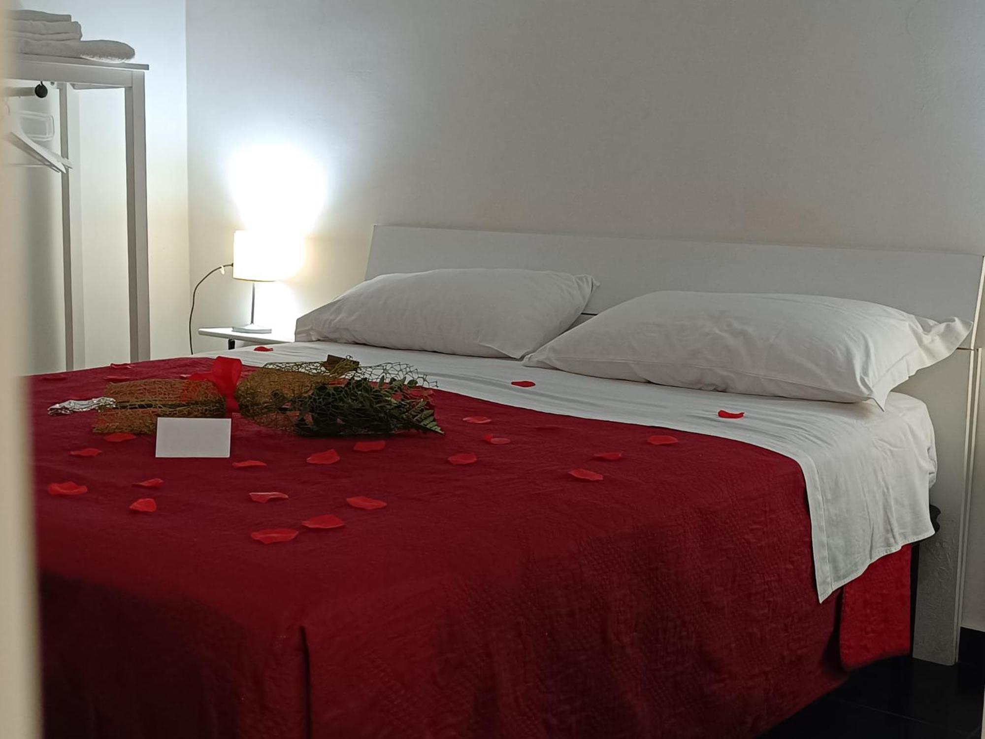 B&B Etna'S Tourist Catania Bagian luar foto
