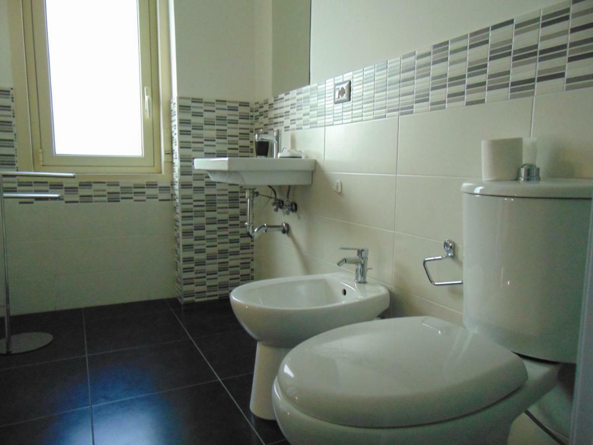 B&B Etna'S Tourist Catania Bagian luar foto